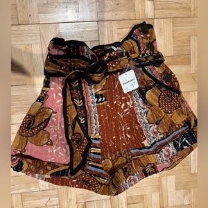 NWT FREE PEOPLE Printed Quilted Shorts Size 10